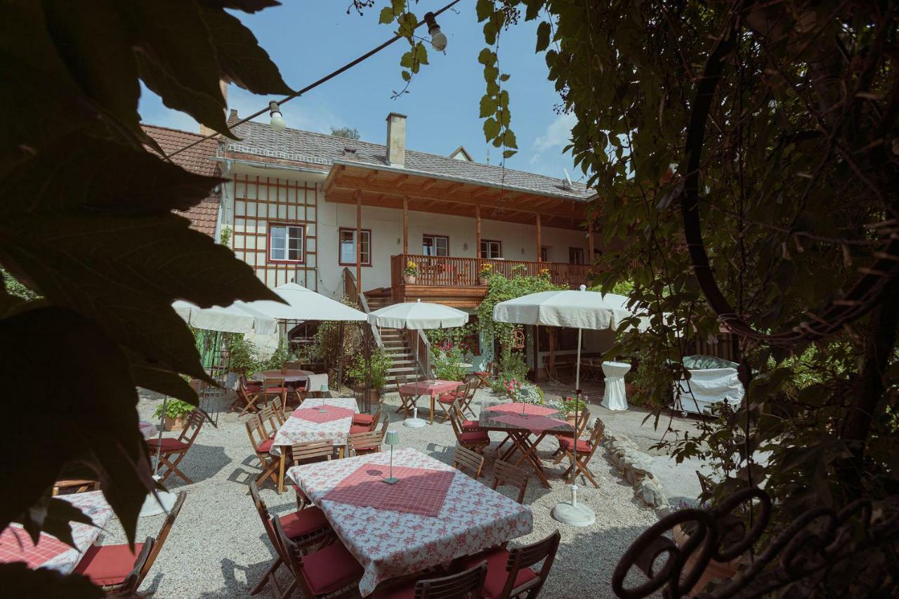 Der Eberhard - Wohnen & Essen Bei Ilse Hotel Sankt Michael in Obersteiermark Exterior photo